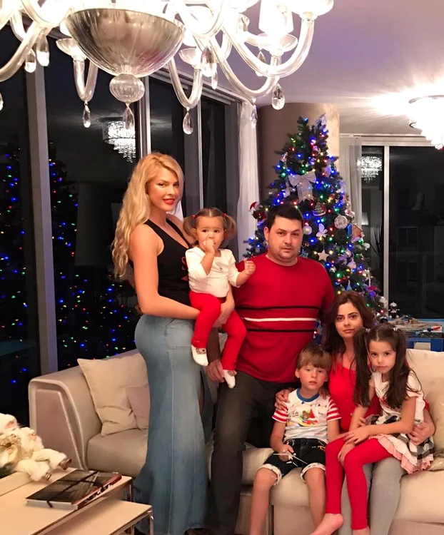 Alina Vidican şi-a invitat fratele în America de sărbărori