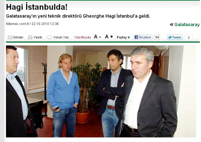 Hagi, alături de viitorul său "secund" Tugay (al doilea din stânga), la sosirea la Istanbul "Fotomac"