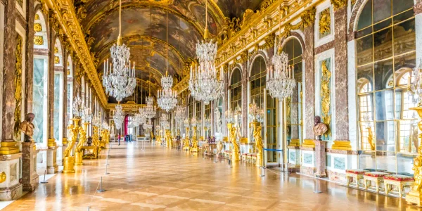 Sala Oglinzilor Versailles FOTO Hotel des Roys webp