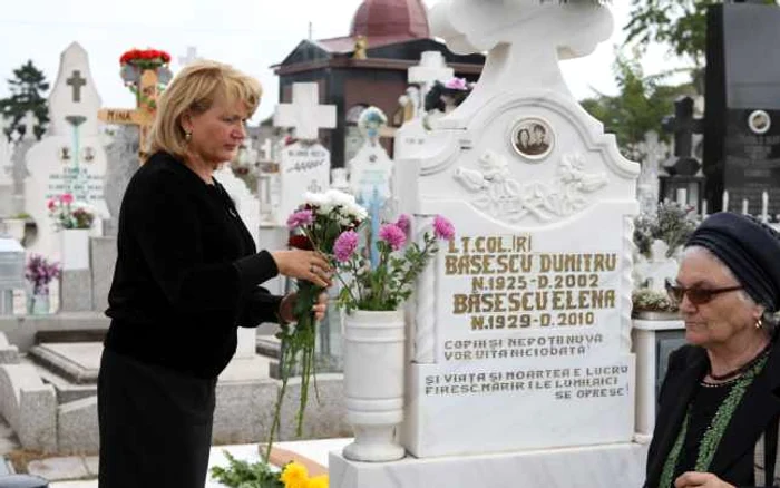Slujbă de pomenire pentru mama preşedintelui