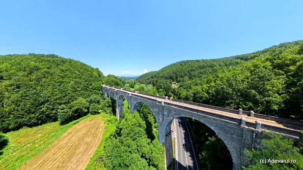 Calea ferata Deva Brad, viaductul Luncoiu Foto Daniel Guță ADEVĂRUL (2) jpg