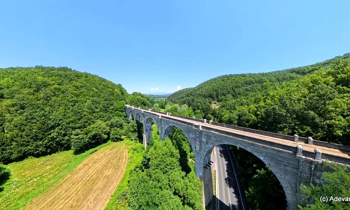 Calea ferata Deva Brad, viaductul Luncoiu  Foto Daniel Guță  ADEVĂRUL (2) jpg