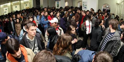 Studenţii votează în localitatea în care își fac studiile