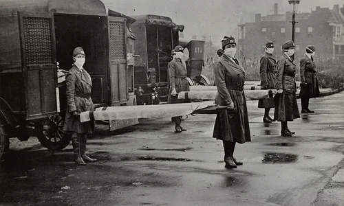 Crucea Roșie în orașul american St. Louis, în timpul epidemiei de gripă spaniolă din 1918 (© Library of Congress)