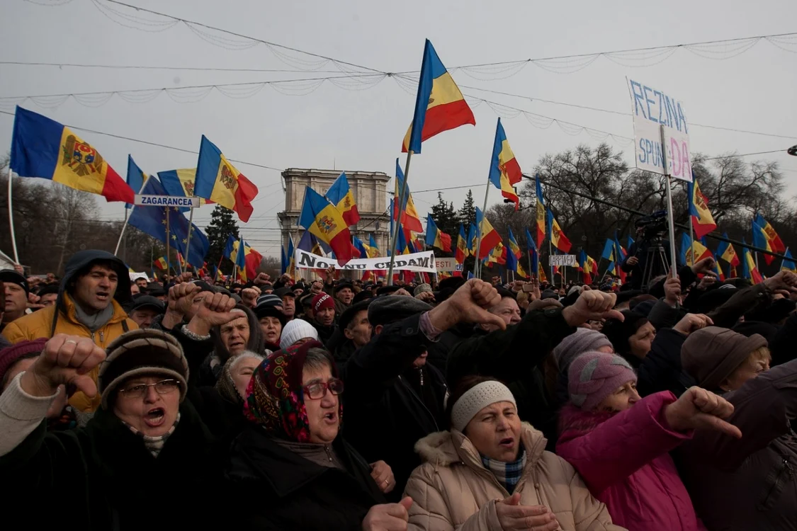 Protestele la Chişinău sunt conduse de liderii Platformei DA, PSRM şi PN FOTO Alexandru Tarlev