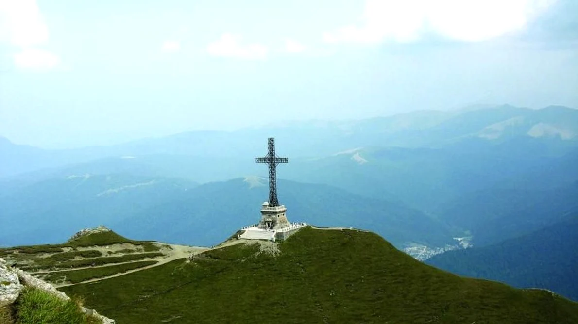 Crucea de pe Caraiman Un monument misterios jpeg