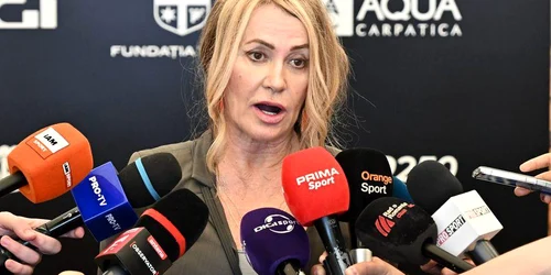 Nadia comaneci facebook jpg