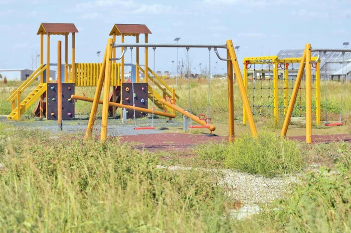 Nici un copil nu se joacă aici