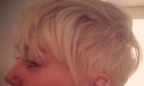 Miley Cyrus, schimbare de look jpeg