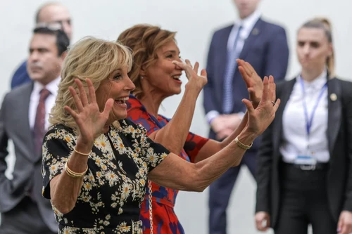 Jill Biden  Carmen Iohannis scoala Uruguay 7 mai 2022 FOTO Inquam Photos / Octav Ganea