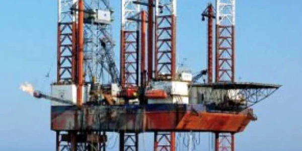 Preţul petrolului, tras în jos de scăderea încrederii în economie