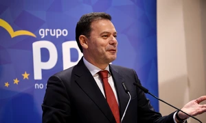 Luis Montenegro jpg