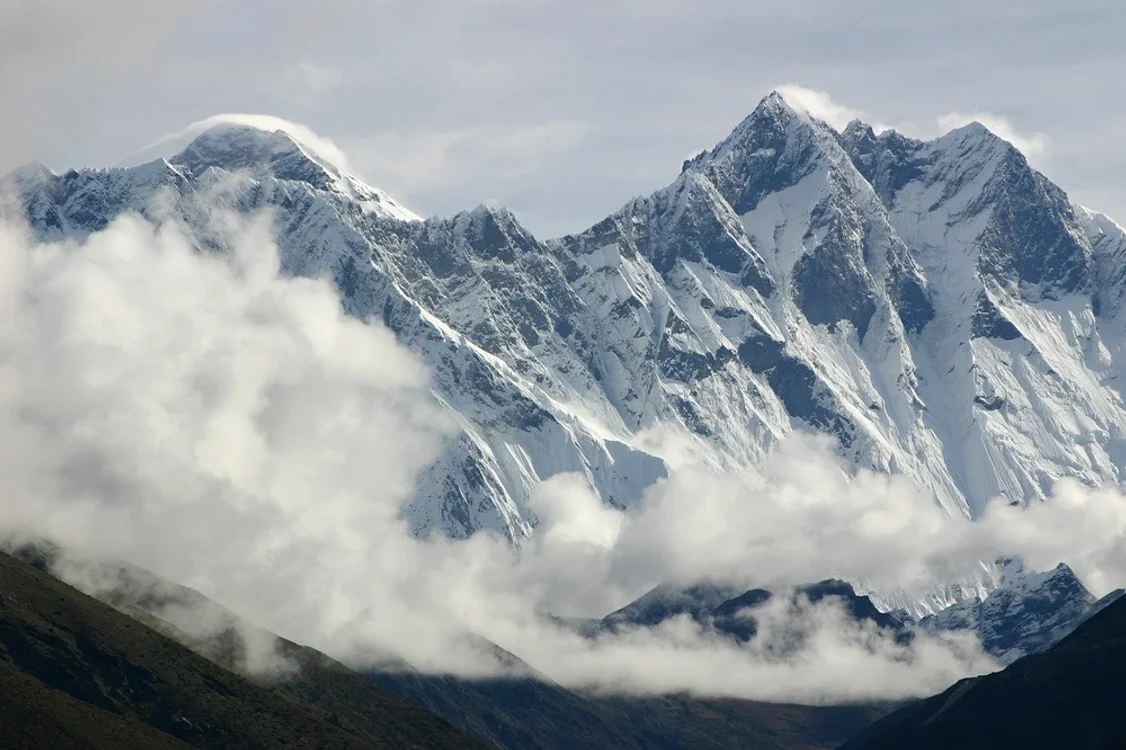 Muntele Everest FOTO: Adevărul 9arhivă)