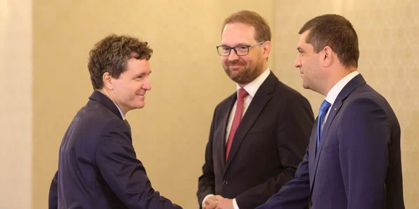 Dominic Fritz, Radu Miruță și Nicușor Dan, consultări la Cotroceni 
