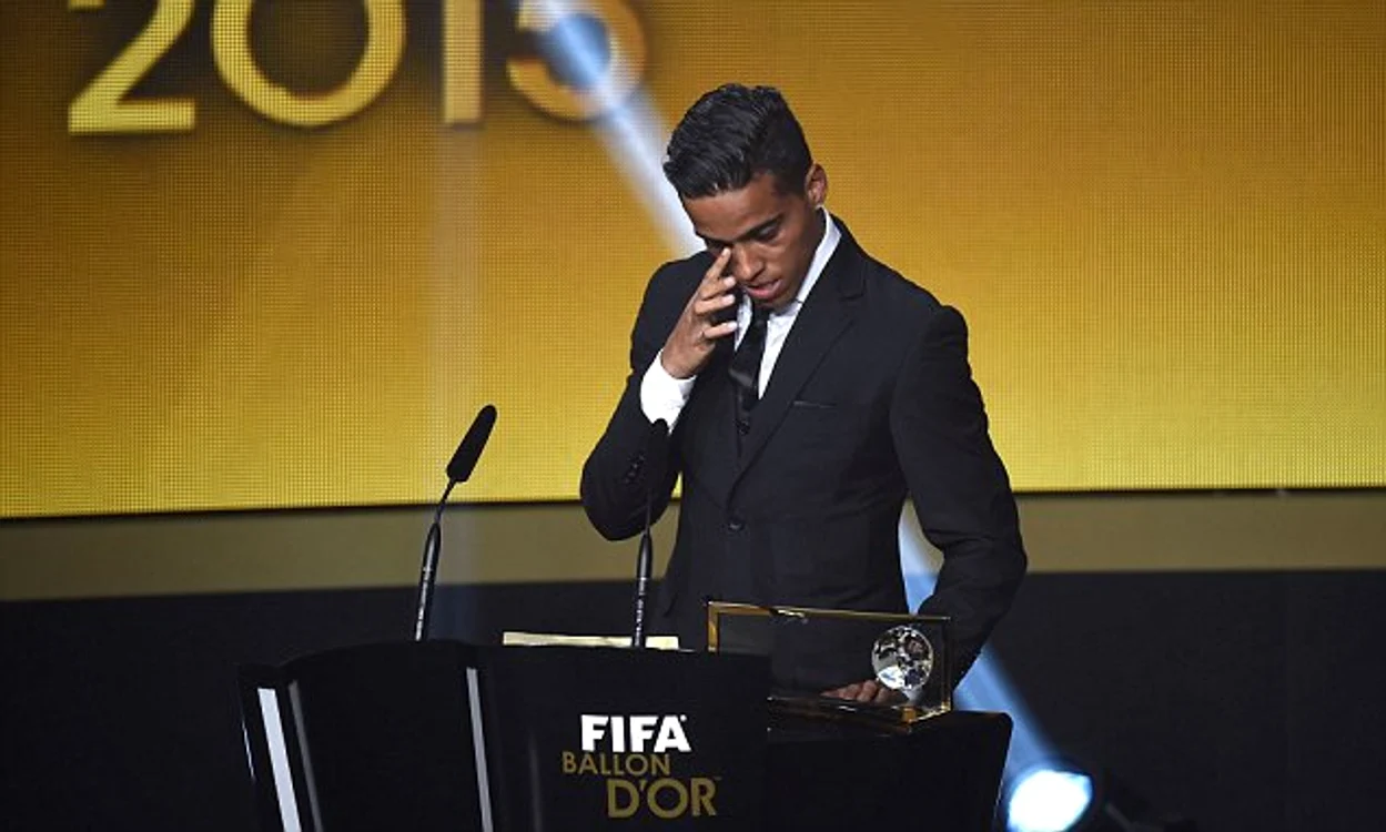 
    Wendell Lira, copleşit de emoţii la gala Balonului de Aur  