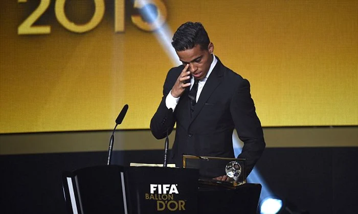 
    Wendell Lira, copleşit de emoţii la gala Balonului de Aur  
