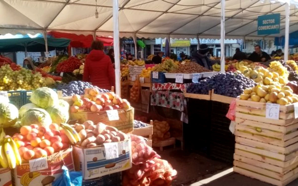 Piaţa Orizont din Călăra\şi FOTO I.S: