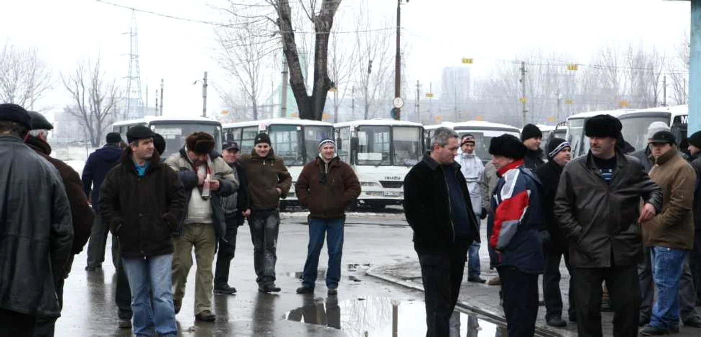 Şoferii au blocat ieşirea din autobaza Transurb
