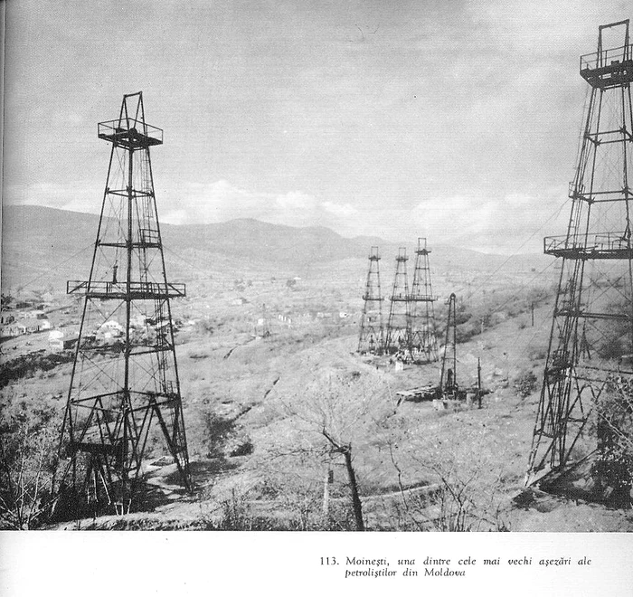 Moinești în anii '60. Foto: Wikipedia