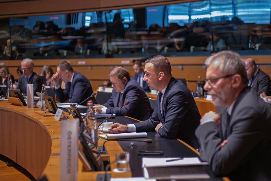Ministrul Economiei spune că România e „la masa deciziilor” în războiul tarifelor. „Am cerut explicit să fie eliminate taxele suplimentare pentru tehnologii nucleare”