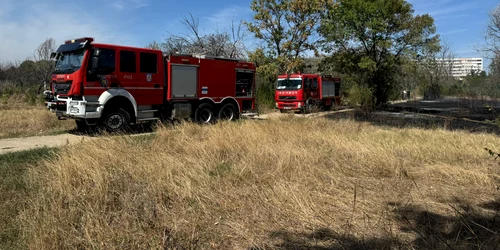 pompieri bucuresti parc ior jfif