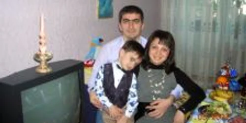 Ernest Vardanean alături de familie 