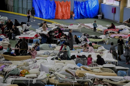 Refugiaţi de etnie romă într-un adăpost din Chişinău FOTO EPA-EFE