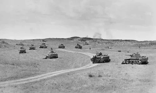 Tancuri sovietice în timpul Bătăliei de la Halhin Gol, în 1939 (© Pavel Troshkin / Wikimedia Commons) 