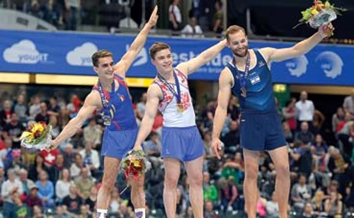 Drăgulescu, din nou pe podiumFoto: AFP