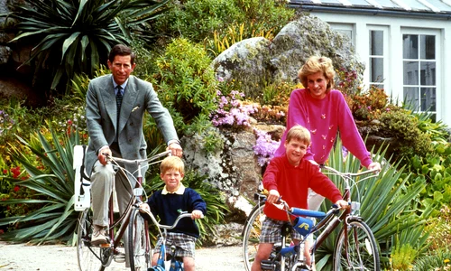 Diana și Charles obișnuiau să își ducă cei doi copii în vacanță în aceeași locație jpeg