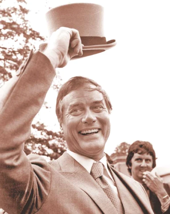 
    1978 Încep  filmările  la „Dallas”  