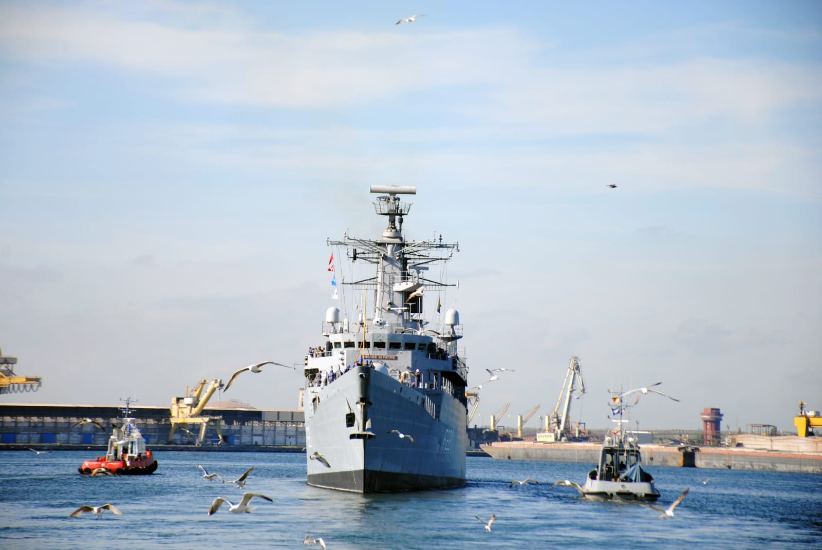 Armata a realizat o explozie controlată la Capu Midia. Armata a realizat o explozie controlată la Capu Midia.