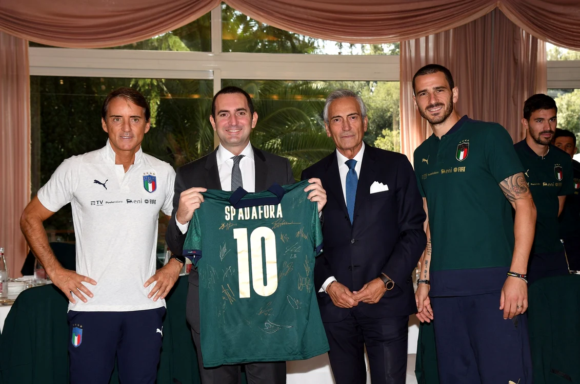 
    Ministrul Vincenzo Spadafora este pasionat de fotbalFoto: Guliver / GettyImages  