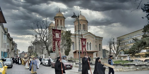 Procesiune religioasa constanta foto Arhiepiscopia tomisului