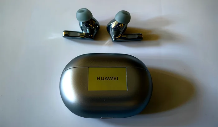 Huawei FreeBuds Pro 3. FOTO Adrian Pogîngeanu