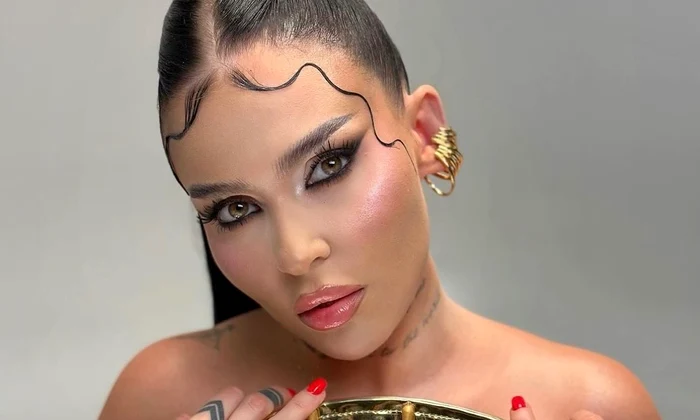 Oana Radu foto PR 2 jpg
