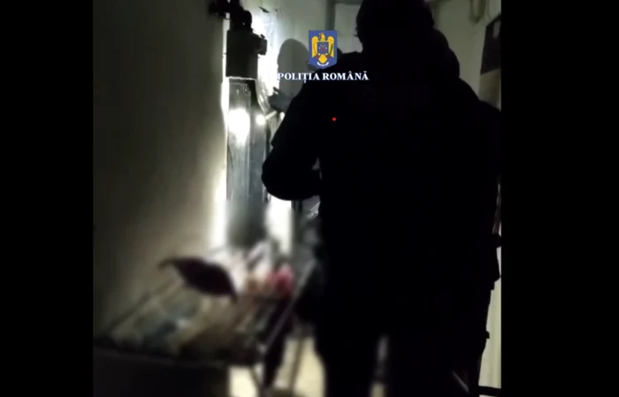 Bărbatul care l-a tâlhărit pe pensionar a fost reținut. FOTO captură Poliția Română