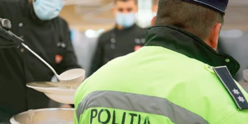 Ciorbarii de la Poliţia Rutieră Iaşi Sursa colaj Adevărul