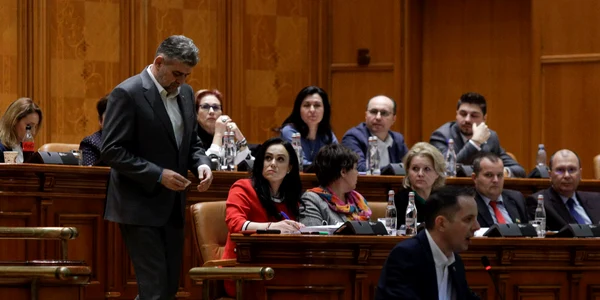 Vot legea pensiilor/ FOTO Inquam Photos / Octav Ganea
