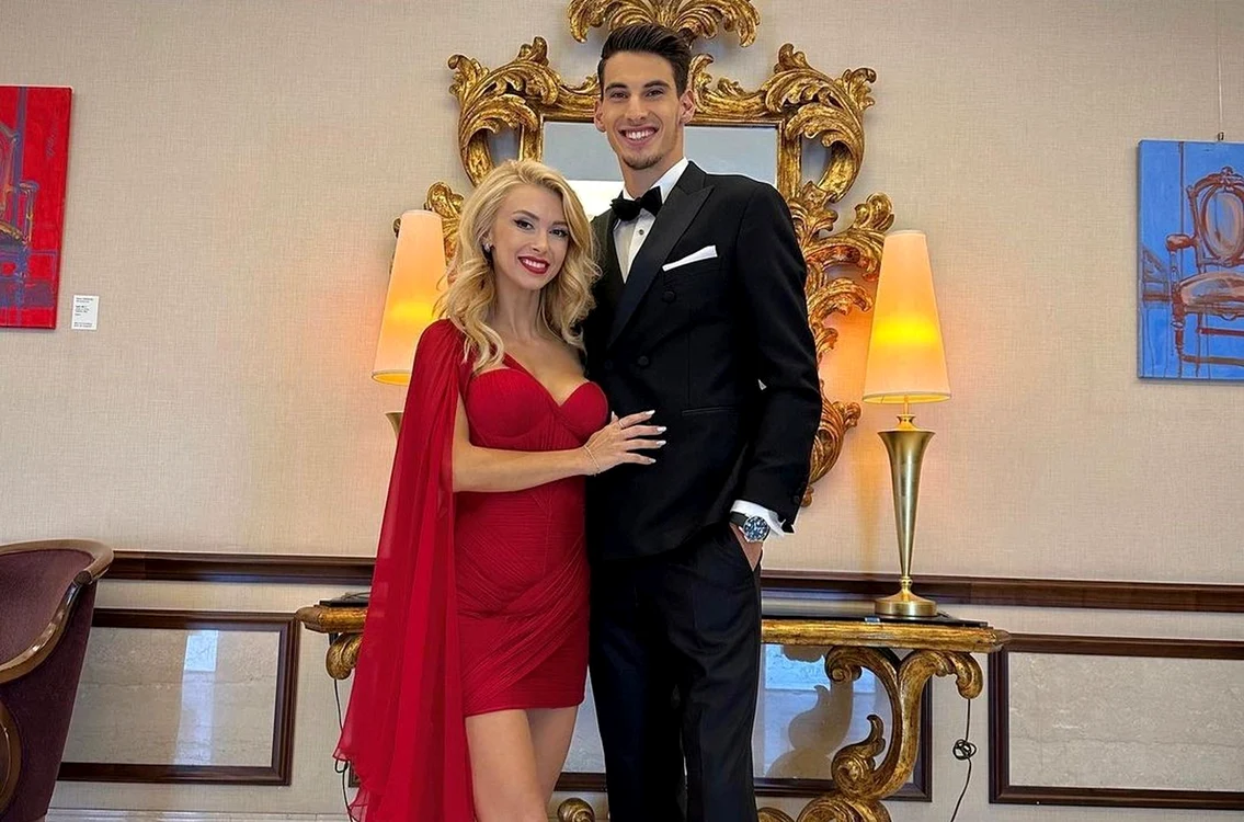 Andreea Bălan și Victor Cornea. Foto: arhiva.