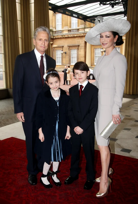 Catherine Zeta Jones, Profimedia