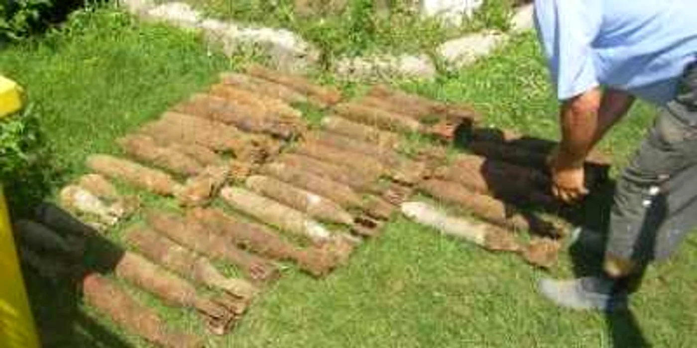 Iaşi: 43 de proiectile funcţionale descoperite în localitatea Budăi