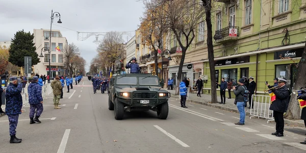 Parada militara Constanta Foto Calin Gavrilas jpeg