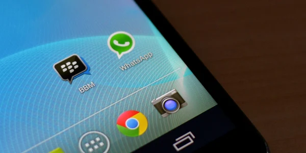 bbm aplicatie blackberry foto razvan baltaretu/adevarul
