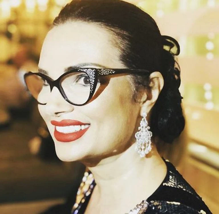
    Ozana Barabancea a participat la slujba de sfințire a Catedralei Mântuirii Neamului Foto: Instagram  