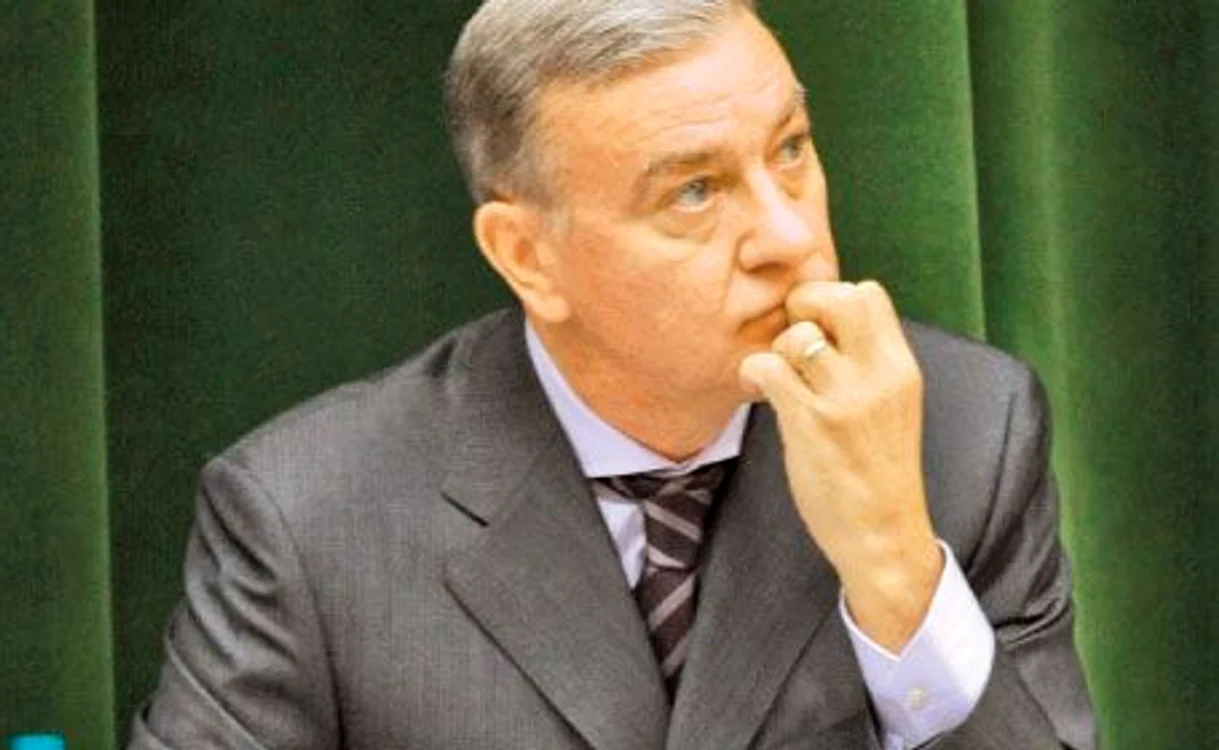 
    Mircea Sandu  