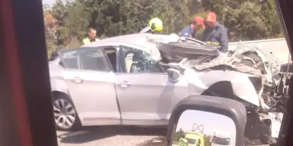 accident romani grecia autostrada salonic foto RThess jpg