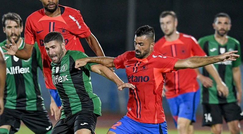 După ce a zdrobit Virtus în Liga Campionilor, FCSB a remizat în campionat. Foto Facebook