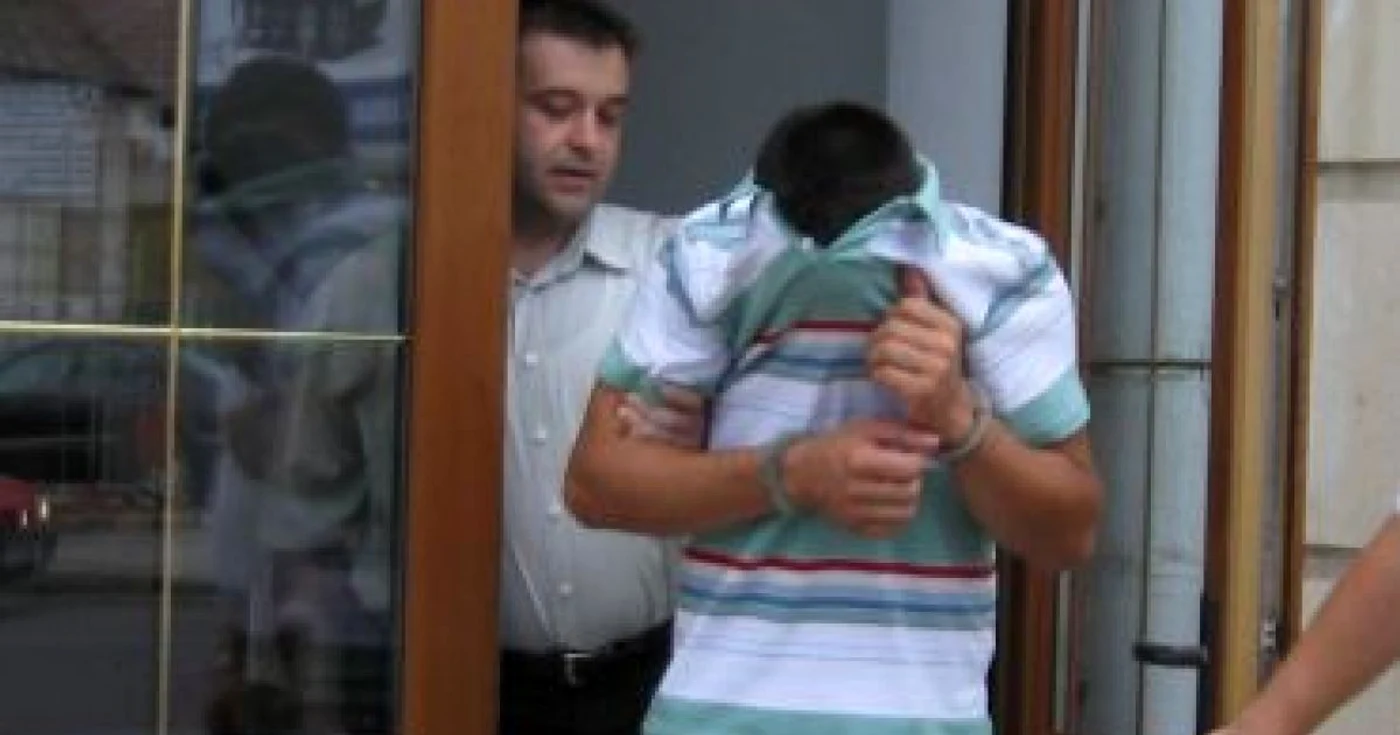 Alba Iulia: Sibianul acuzat că a dat mită unui poliţist, eliberat din arest