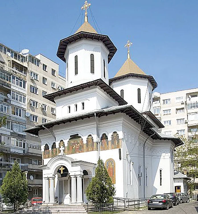 Biserica Nașterea Maicii Domnului, din  buricul Bucureștiului, lăcașul unde Turda și-a sfințit mașina